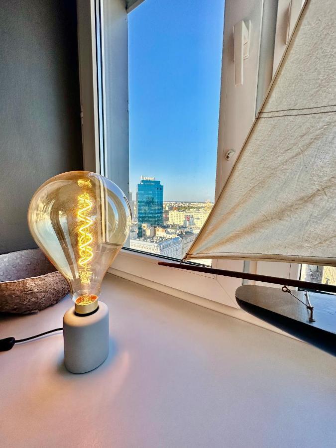 Super Apartament Grey Centrum 2X Metro Fast Wifi 300 Mbs Netflix Appletv Smarttv Spotify Panorama Miasta Βαρσοβία Εξωτερικό φωτογραφία
