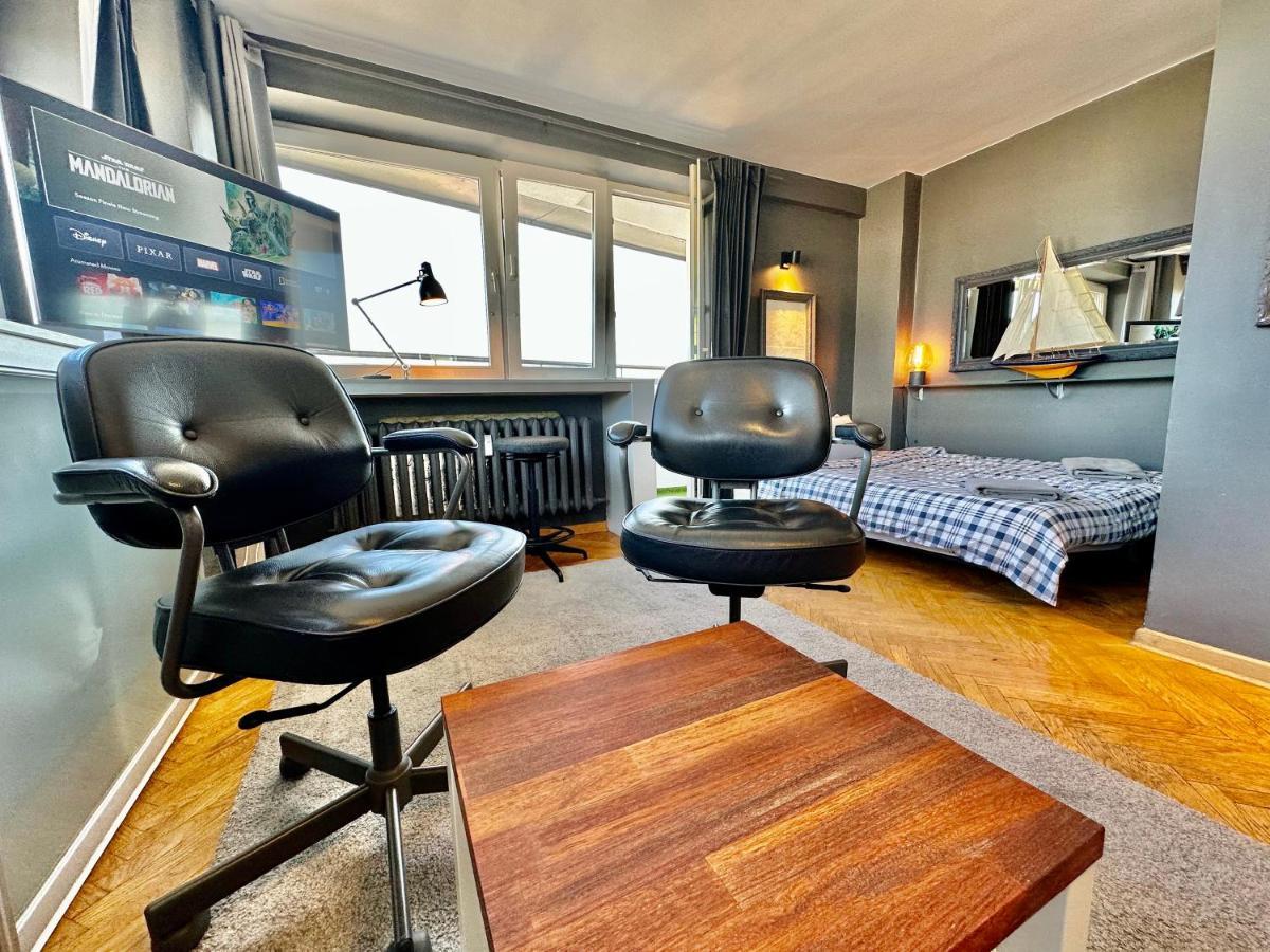 Super Apartament Grey Centrum 2X Metro Fast Wifi 300 Mbs Netflix Appletv Smarttv Spotify Panorama Miasta Βαρσοβία Εξωτερικό φωτογραφία